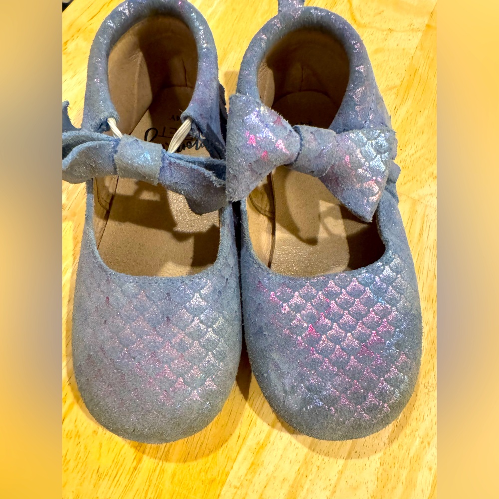Monkey Feet Mermaid Leather Shoes (3-4 years old) size 10
